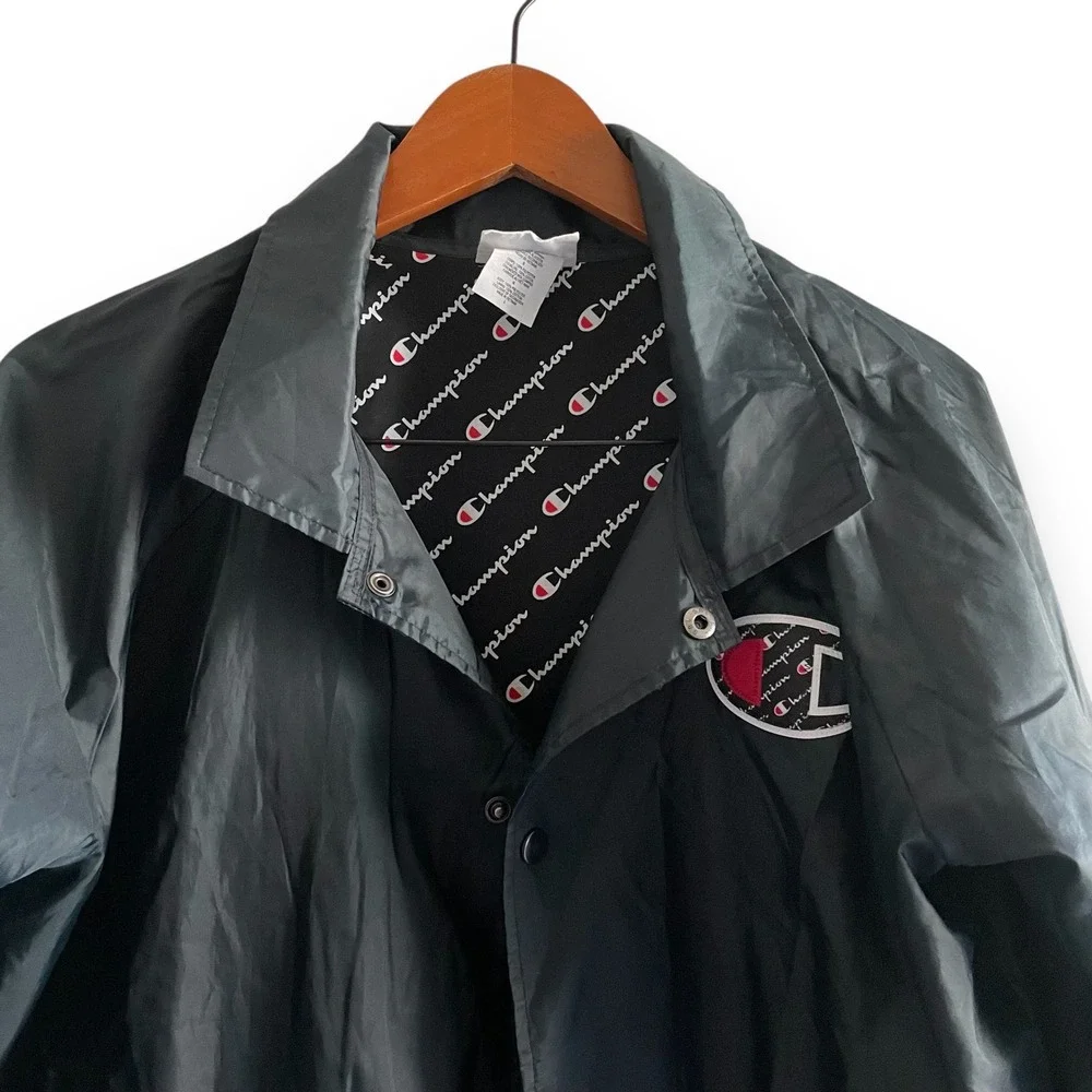 Champion Jacket Women's Black Big C Spellout Snap Front Cropped‎ Windbreaker